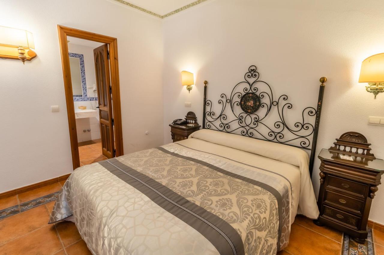Hotel Santo Domingo De Silos Hotel